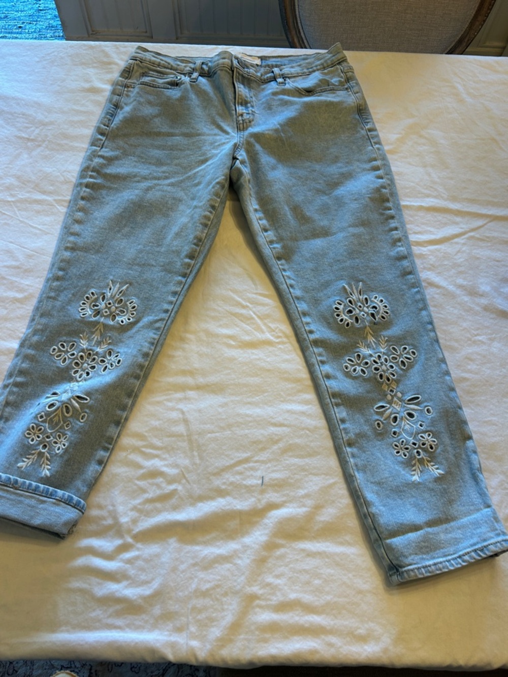 GAP   LightBlue Floral Cutout Women's Jeans size 29 R